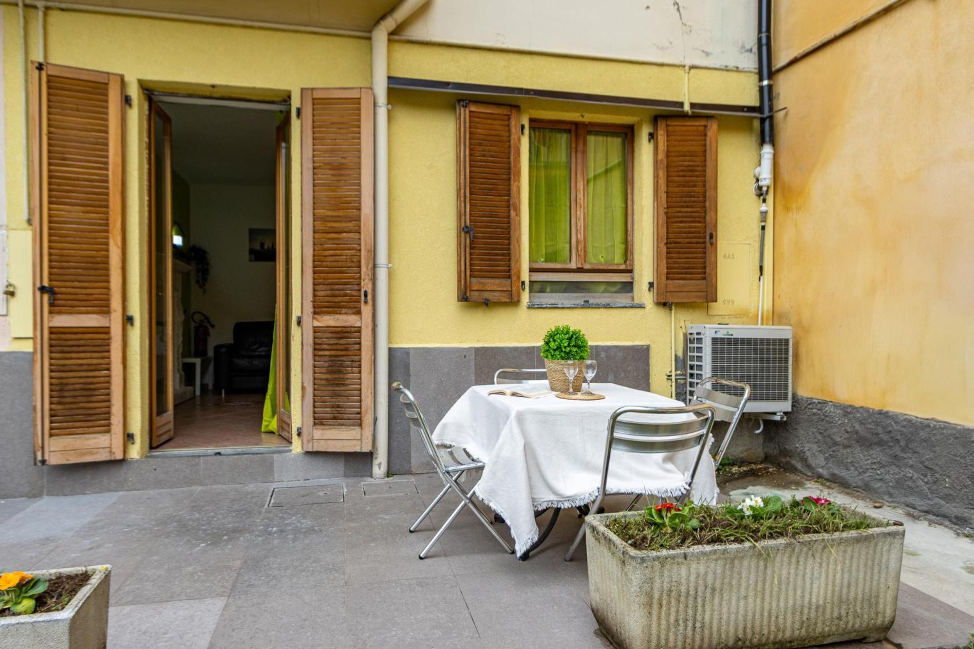 Cozy Flat With Private Garden Apartment Paderno Dugnano Exterior photo